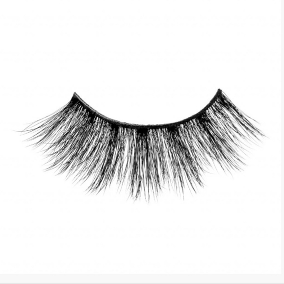 Live Glam Lashes --Well Off--Faux-ever Flawless Mink Lashes - Picture 2 of 2